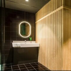 Отель Park Inn by Radisson Brussels Airport ванная фото 2
