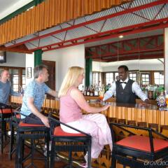 Отель Heritance Tea Factory гостиничный бар