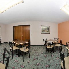 Quality Inn & Suites Stoughton - Madison South in Stoughton, United States of America from 96$, photos, reviews - zenhotels.com