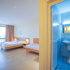 Hotel Delfin Солнечный берег ванная