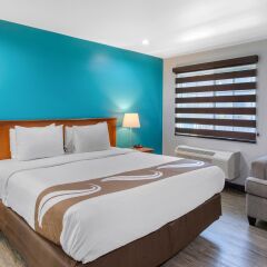 Отель Quality Inn Near Hollywood Walk of Fame США, Лос-Анджелес - 1 отзыв об отеле, цены и фото номеров - забронировать отель Quality Inn Near Hollywood Walk of Fame онлайн комната для гостей фото 2