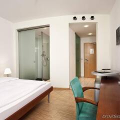 Отель INNSIDE by Meliá München Neue Messe Германия, Ашхайм - отзывы, цены и фото номеров - забронировать отель INNSIDE by Meliá München Neue Messe онлайн комната для гостей фото 5