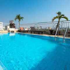 Апартаменты Sathorn Saint View Serviced Apartment Бангкок бассейн фото 2