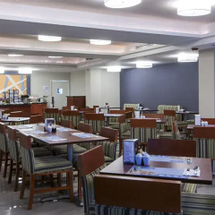 Отель Holiday Inn Express Cabo San Lucas Мексика, Кабо-Сан-Лукас - отзывы, цены и фото номеров - забронировать отель Holiday Inn Express Cabo San Lucas онлайн питание фото 3