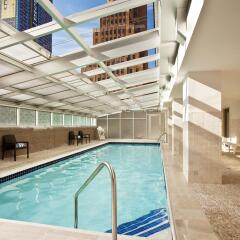 Sheraton Brooklyn New York Hotel бассейн