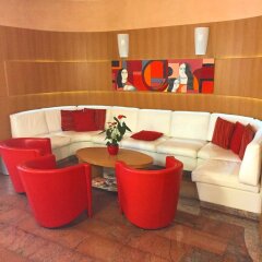 Le Petit Hotel развлечения