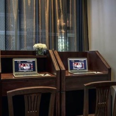 Hotel Muse Bangkok Langsuan - A Mgallery Collection сейф в номере