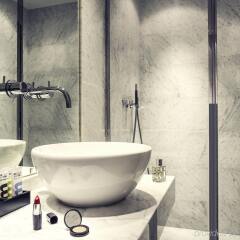 Отель Mercure Paris Champs Elysées Франция, Париж - отзывы, цены и фото номеров - забронировать отель Mercure Paris Champs Elysées онлайн ванная