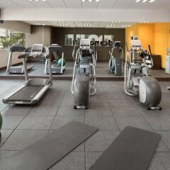 Отель Wyndham Garden Guadalajara Acueducto фитнесс-зал