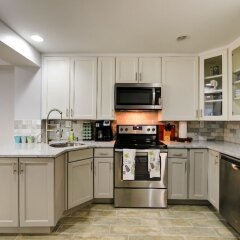The Magnolia - Modern - 2BD / 2bth - Luxury Bedding in Washington, United States of America from 333$, photos, reviews - zenhotels.com photo 3