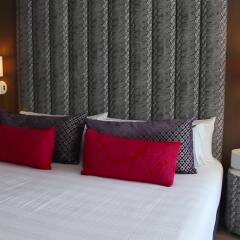 Hard Rock Hotel Ibiza сейф в номере