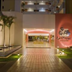 Отель Las Flores Beach Resort бассейн фото 3