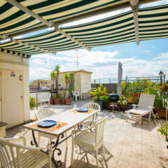 Апартаменты Opera Luxury Terrace Apartment бассейн