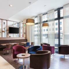 Отель Holiday Inn Express Nurnberg City - Hauptbahnhof интерьер отеля фото 3