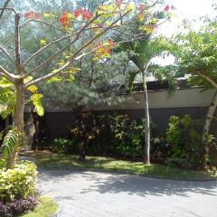 Отель Banyan Tree Ungasan парковка