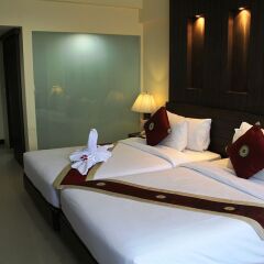 Sun City Pattaya Hotel сейф в номере