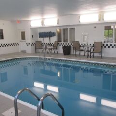 Отель Comfort Suites Hilliard Хиллиард с домашними животными