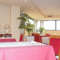 Отель Holiday Inn Milan Linate Airport Пескьера-Борромео питание