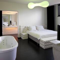 Отель B&B Suites@FEEK спа