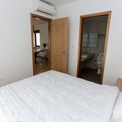 Отель NYT Home Cau Giay сейф в номере