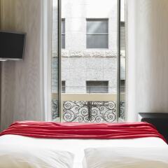 Отель STRAFhotel&bar комната для гостей