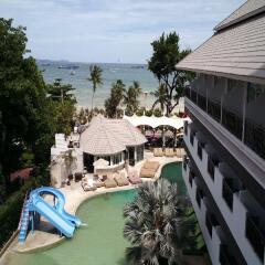 The Pattaya Discovery Beach Hotel Pattaya пляж