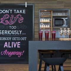 Отель Moxy Vienna Airport питание фото 3