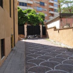 Отель Dea Roma Inn парковка