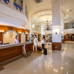 Aquamare Beach Hotel & Spa интерьер отеля фото 2
