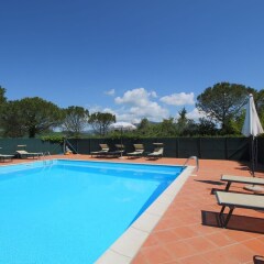 Отель Elegant Farmhouse in Campriano With Swimming Pool Ареццо фото 5