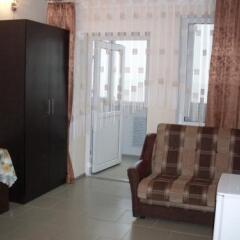 Гостиница Karmen Guest House в Ейске отзывы, цены и фото номеров - забронировать гостиницу Karmen Guest House онлайн Ейск комната для гостей фото 3