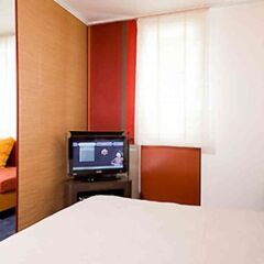 Отель Novotel Suites Wien City Donau Австрия, Вена - 11 отзывов об отеле, цены и фото номеров - забронировать отель Novotel Suites Wien City Donau онлайн сейф в номере