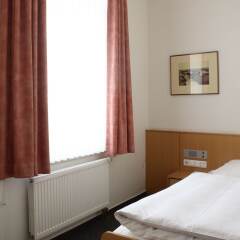 Hotel Berliner Hof комната для гостей