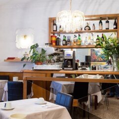 Hotel Gabriella гостиничный бар