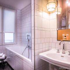 Отель Best Western Premier Opera Faubourg ванная фото 2