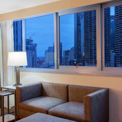 Отель Wyndham Grand Chicago Riverfront комната для гостей фото 4