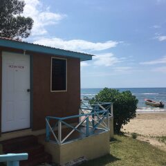 Отель Waikiki Guest House Треже-Бич пляж фото 2