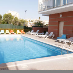 Отель Studio 17 Atlantichotels Португалия, Портимао - 4 отзыва об отеле, цены и фото номеров - забронировать отель Studio 17 Atlantichotels онлайн бассейн фото 2