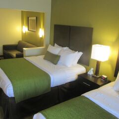 Отель Comfort Suites Hilliard Хиллиард комната для гостей