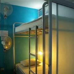 Phuket Backpacker Hostel Пхукет сауна