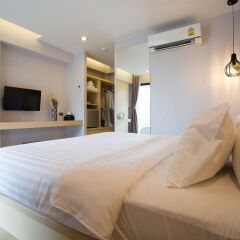 OneLoft Hotel комната для гостей