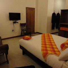 Отель Kings Park Villa Шри-Ланка, Нувара-Элия - отзывы, цены и фото номеров - забронировать отель Kings Park Villa онлайн комната для гостей фото 2