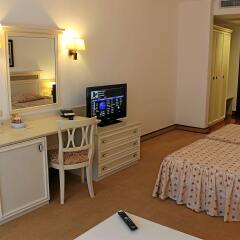 Отель Helena VIP Villas and Suites Болгария, Солнечный берег - отзывы, цены и фото номеров - забронировать отель Helena VIP Villas and Suites онлайн удобства в номере