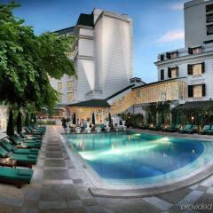 Отель Sofitel Legend Metropole Hanoi бассейн