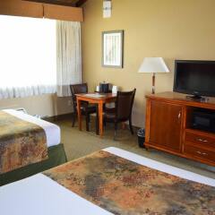 Отель Best Western Valencia Inn США, Санта-Кларита - отзывы, цены и фото номеров - забронировать отель Best Western Valencia Inn онлайн комната для гостей фото 5
