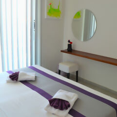 Отель Napian Suites сауна