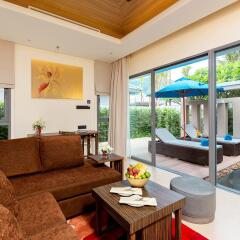 Отель Grand Mercure Phuket Patong 5* Вилла Делюкс с различными типами кроватей