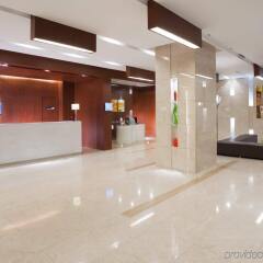 Отель Holiday Inn Express Shenzhen Luohu Китай, Шэньчжэнь - отзывы, цены и фото номеров - забронировать отель Holiday Inn Express Shenzhen Luohu онлайн интерьер отеля