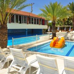 Çinar Family Suite Hotel Турция, Сиде - отзывы, цены и фото номеров - забронировать отель Çinar Family Suite Hotel онлайн бассейн фото 2