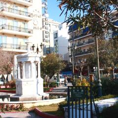 Apollo Hotel